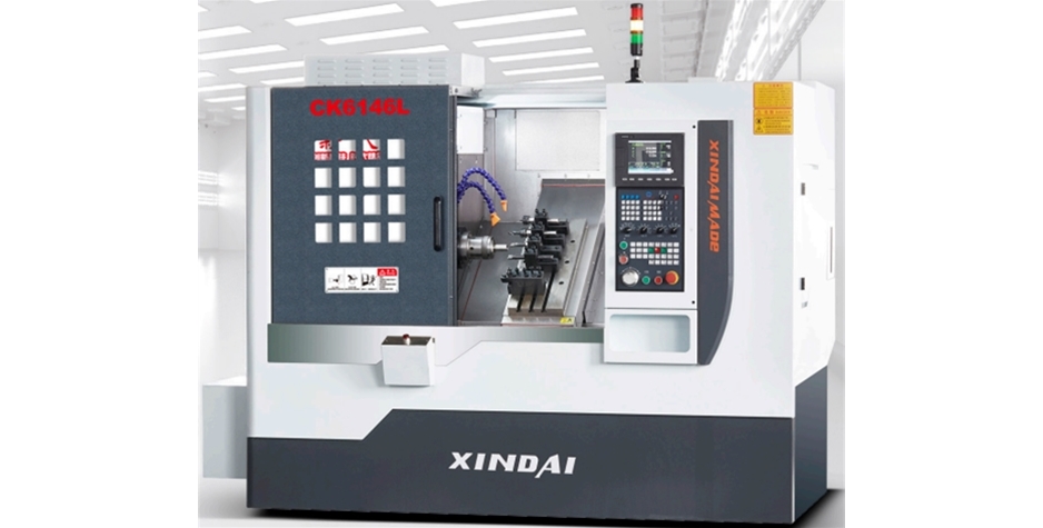 CK6146L数控车床(46大行程排刀机）（X轴最大行程 900mm Z轴最大行程 320mm）